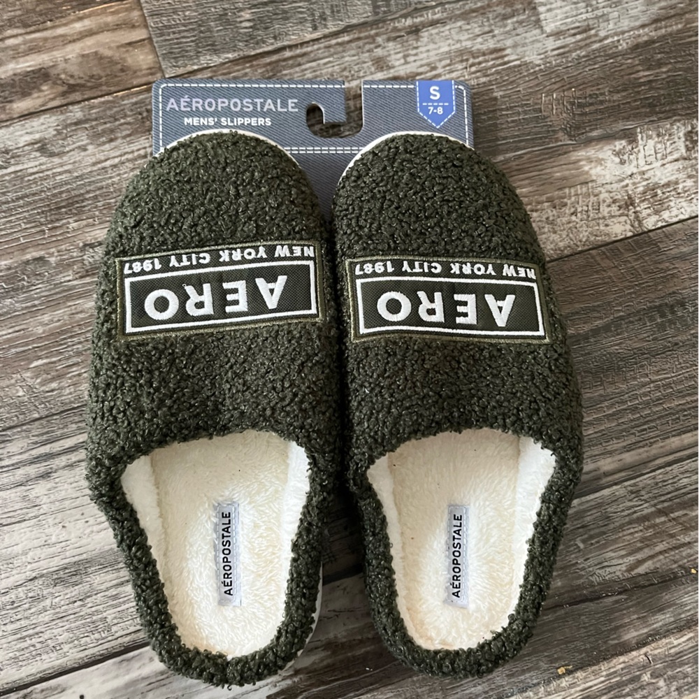 Aeropostale Olive Slippers